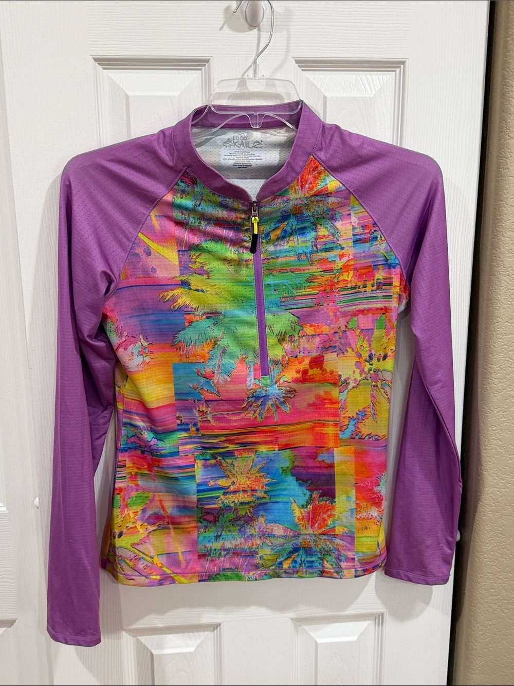 Loco Skailz rash guard size Large